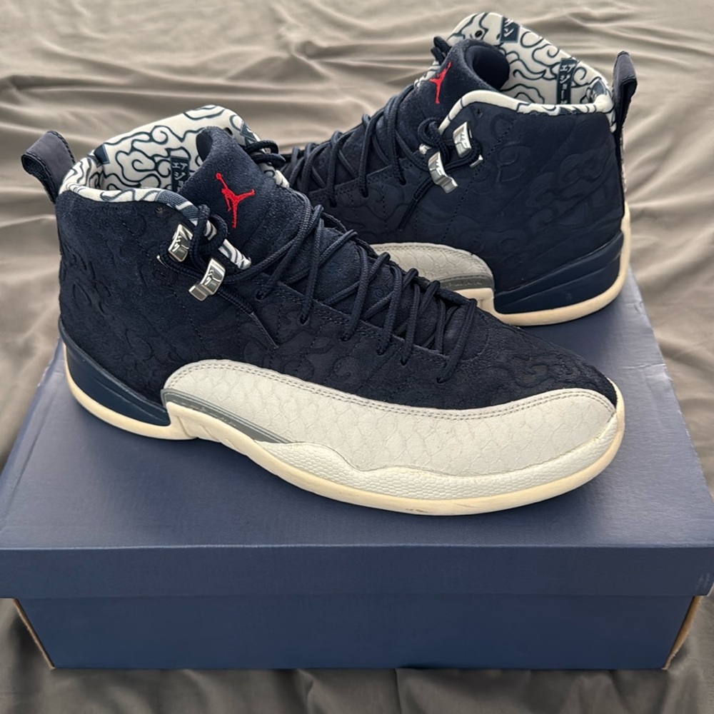 Air Jordan 12 Retro
International Flight
